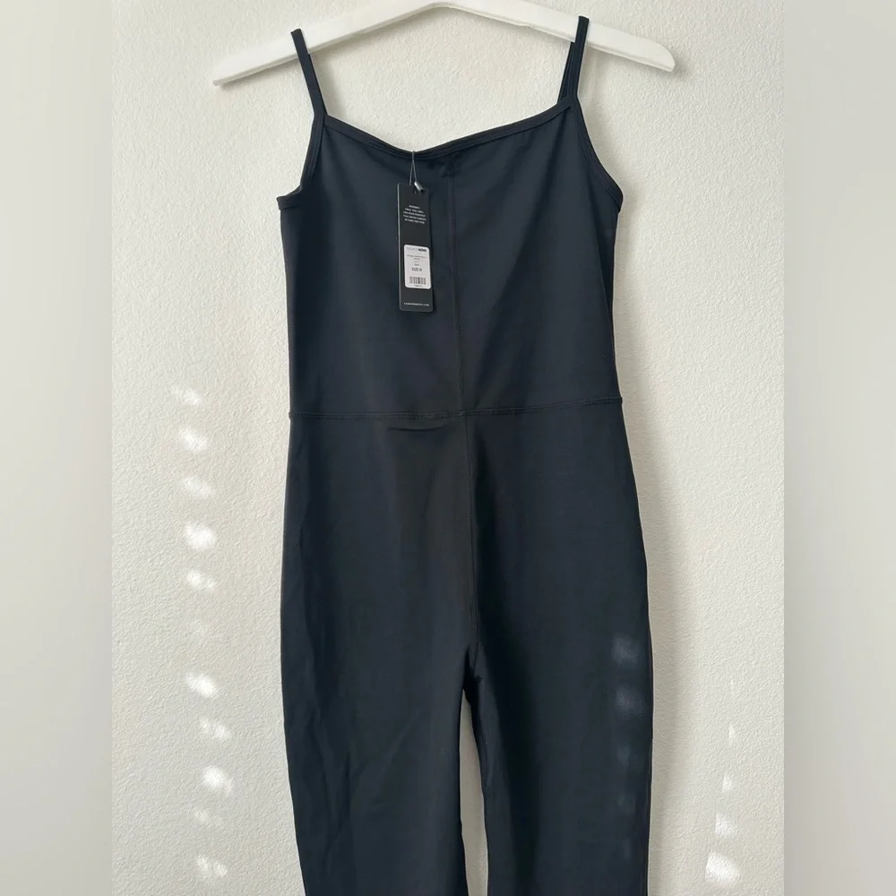 Fashion Nova All About Wellness Active Sport Jumpsuit Black Size: M (NWT) - Picture 7 of 9